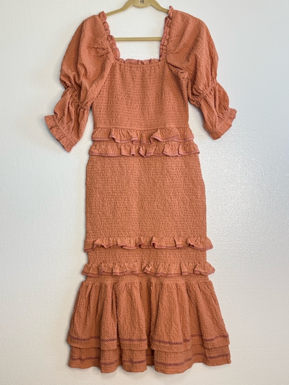 Rachel Parcell Bubble Crepe Smocked Ruffle Midi Dress XS Dusty Peach - Picture 3 of 16